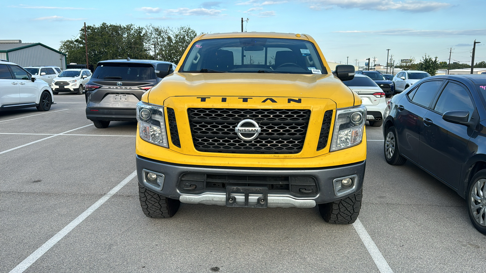 2018 Nissan Titan PRO-4X 2