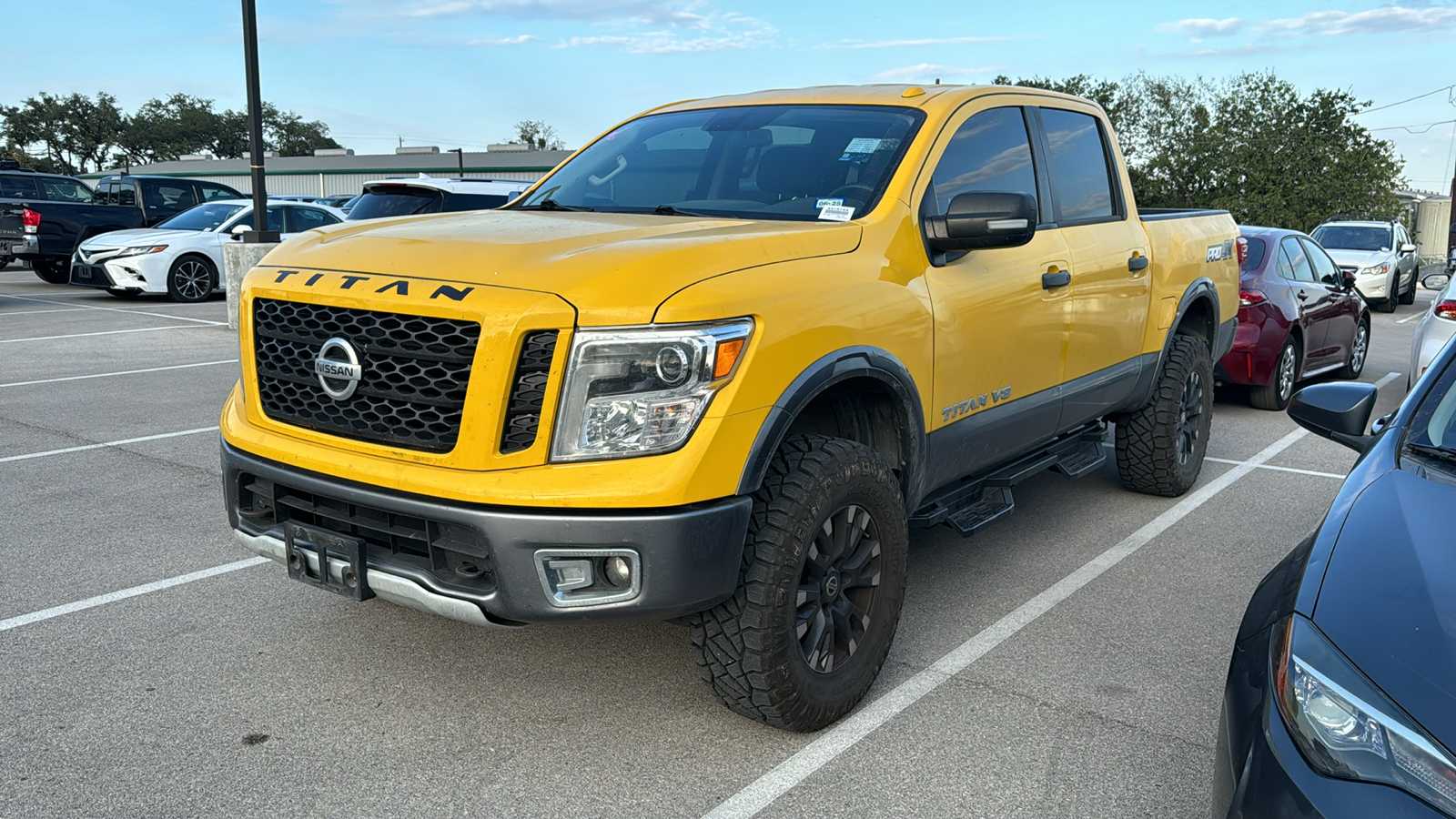 2018 Nissan Titan PRO-4X 3