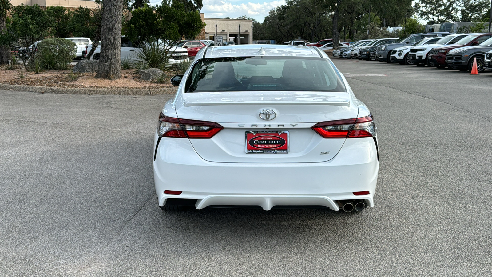 2024 Toyota Camry SE 6