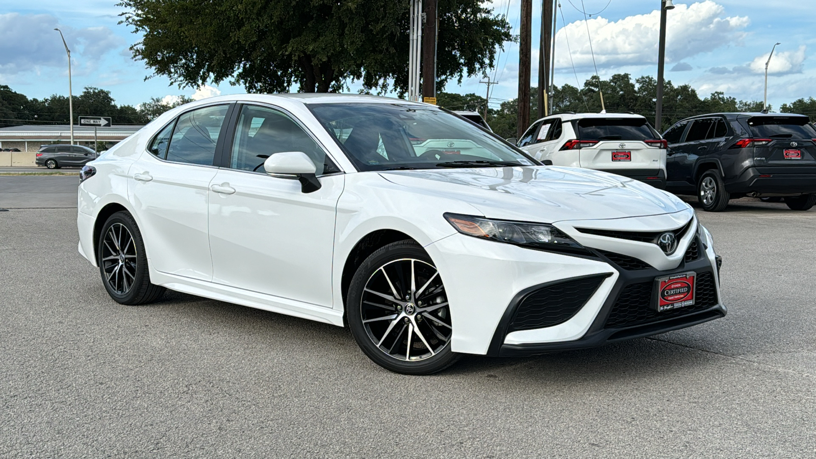 2024 Toyota Camry SE 40