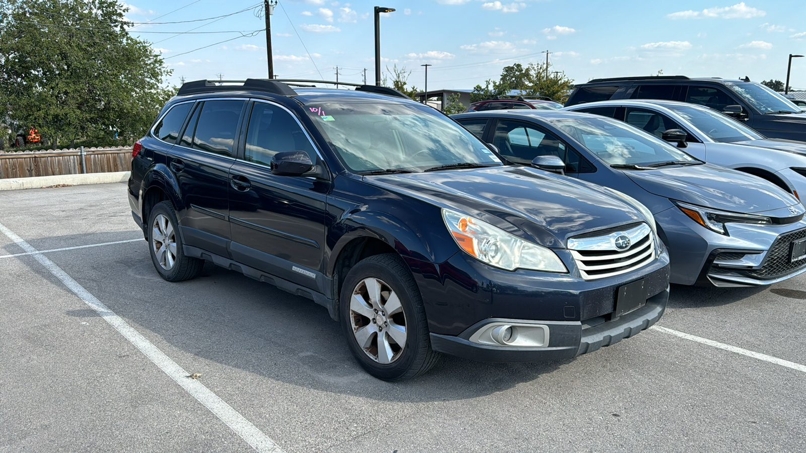 2012 Subaru Outback 2.5i 11