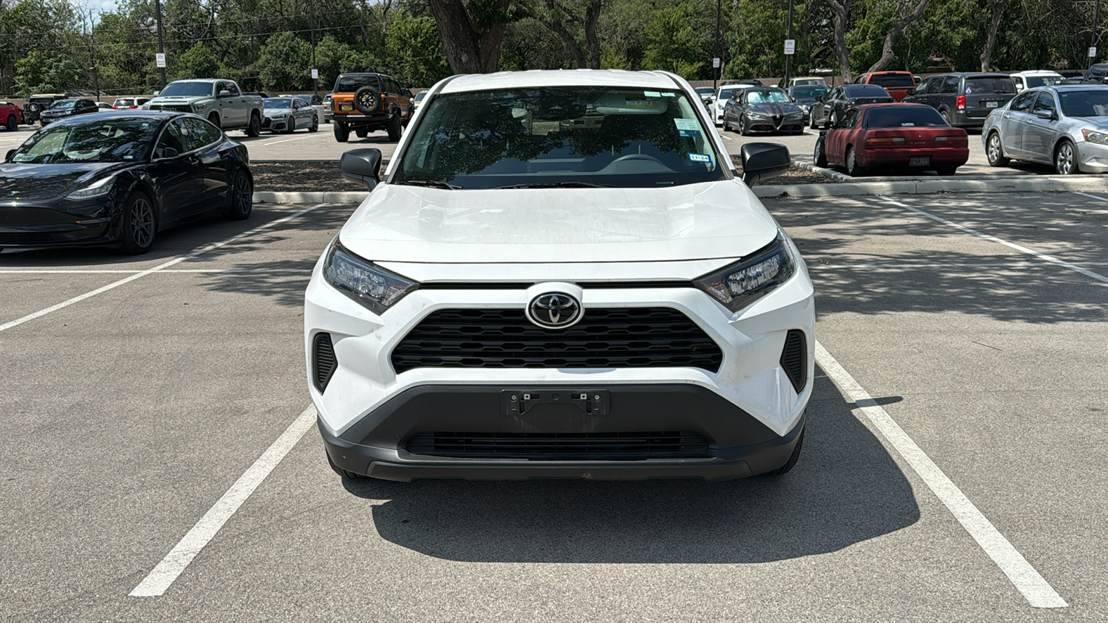 2022 Toyota RAV4 LE 2