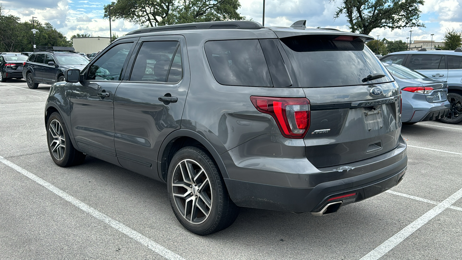 2017 Ford Explorer Sport 4