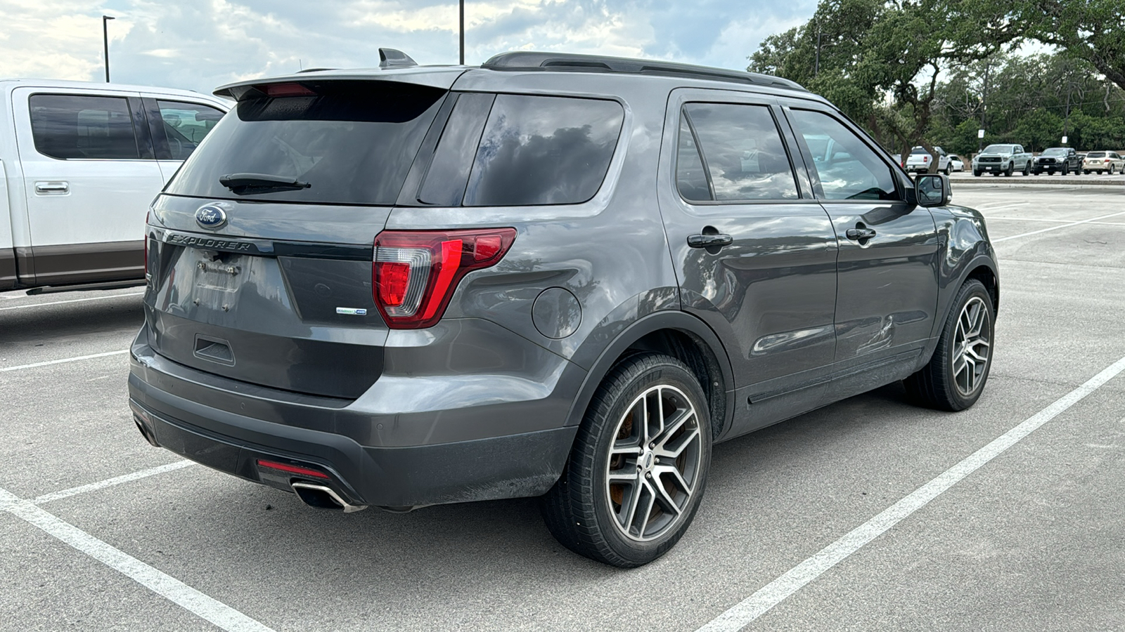 2017 Ford Explorer Sport 6