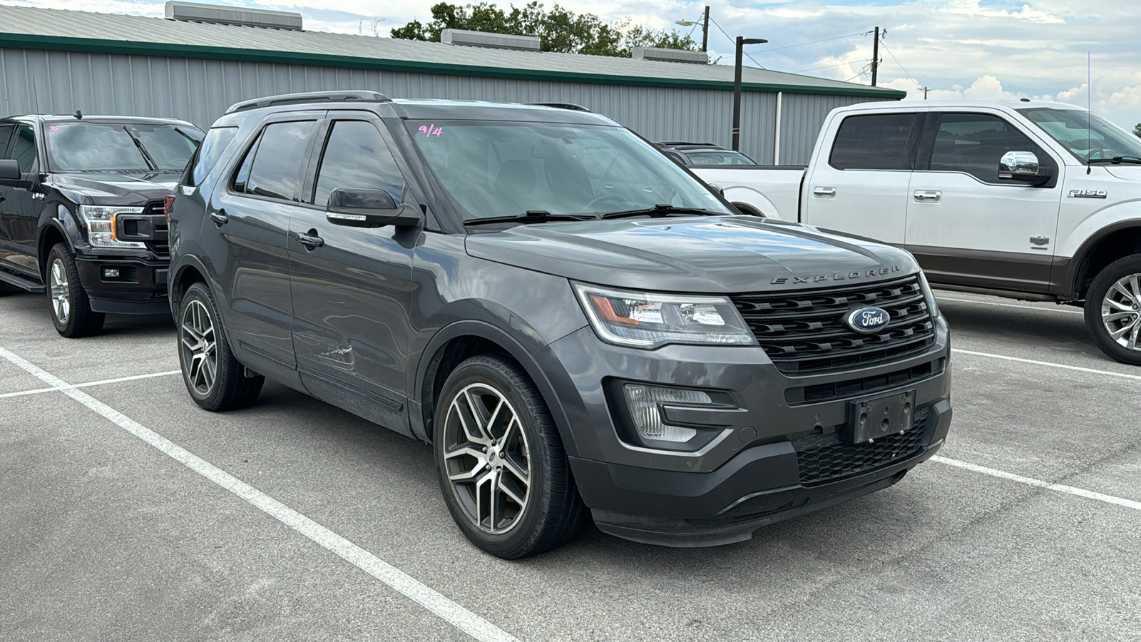 2017 Ford Explorer Sport 11