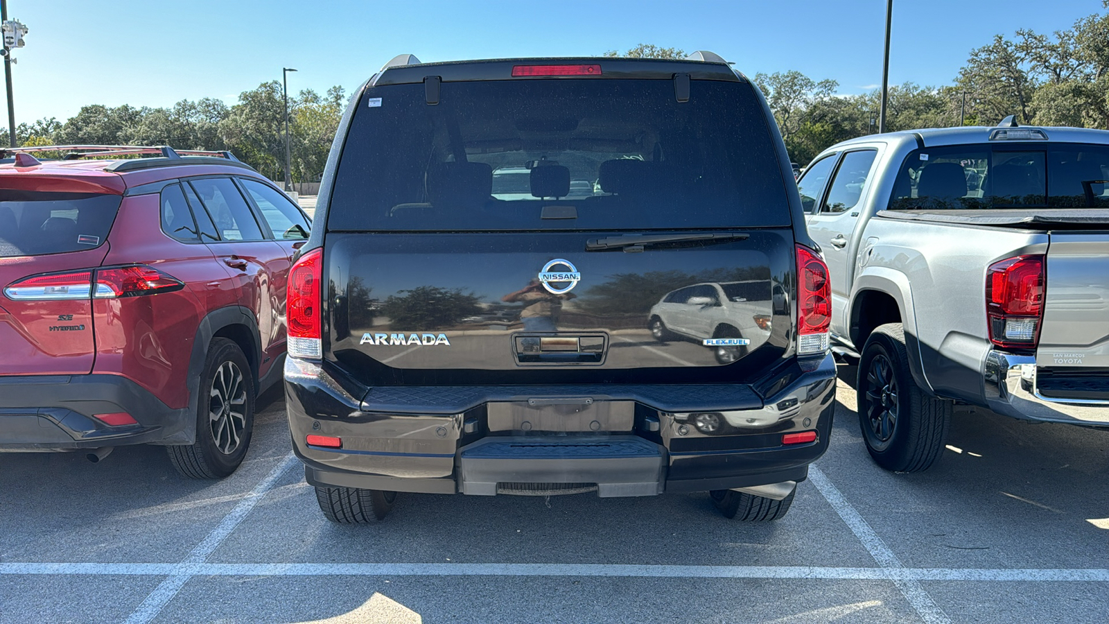 2011 Nissan Armada SV 5