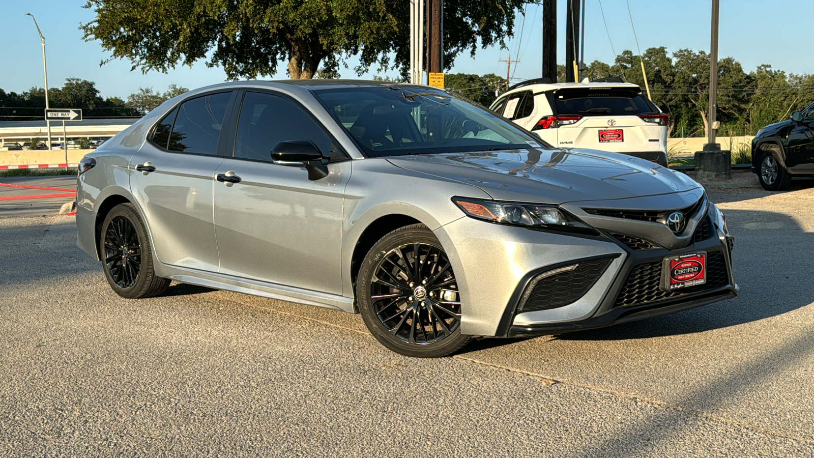 2022 Toyota Camry SE Nightshade 39