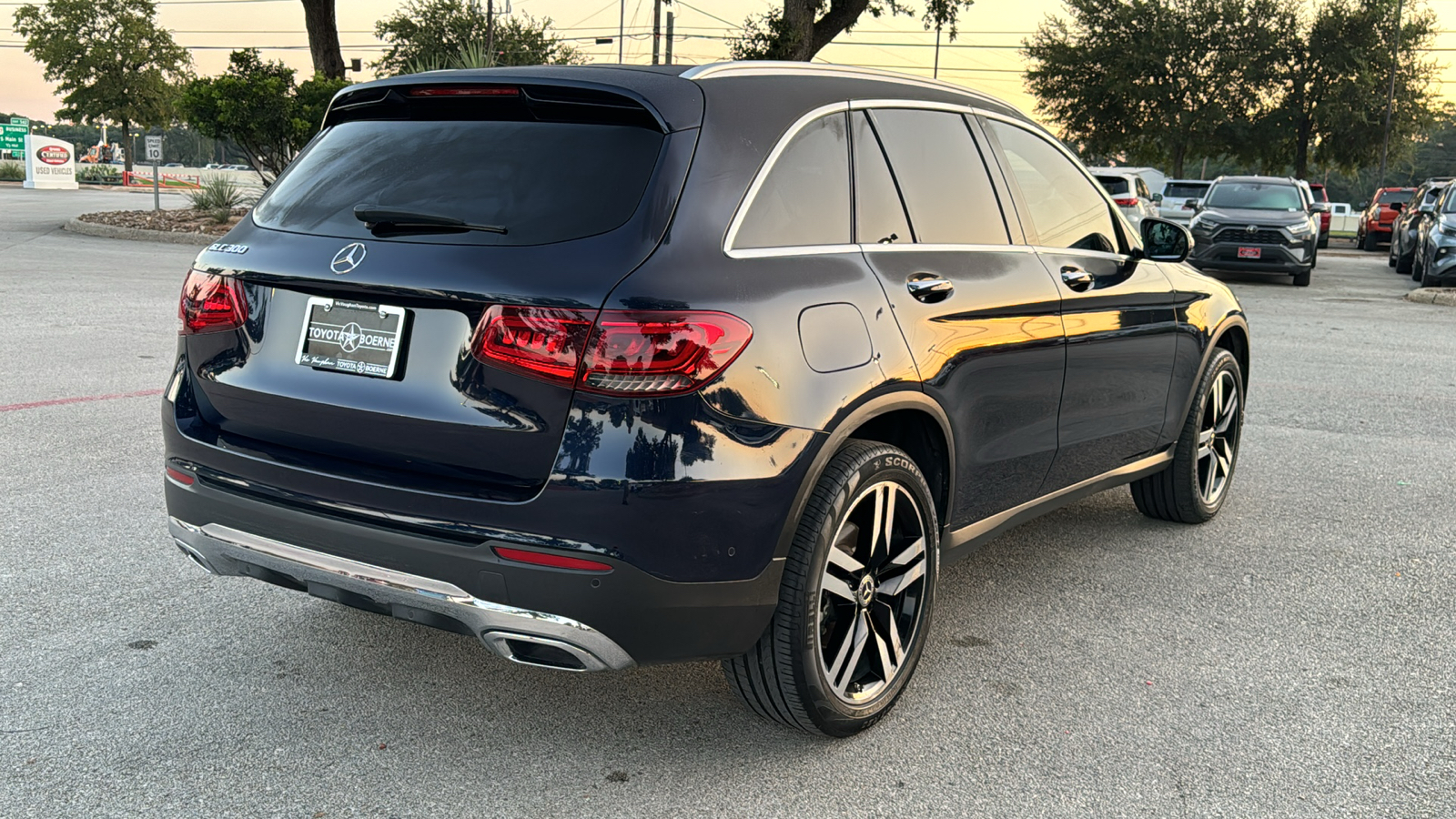 2021 Mercedes-Benz GLC GLC 300 7