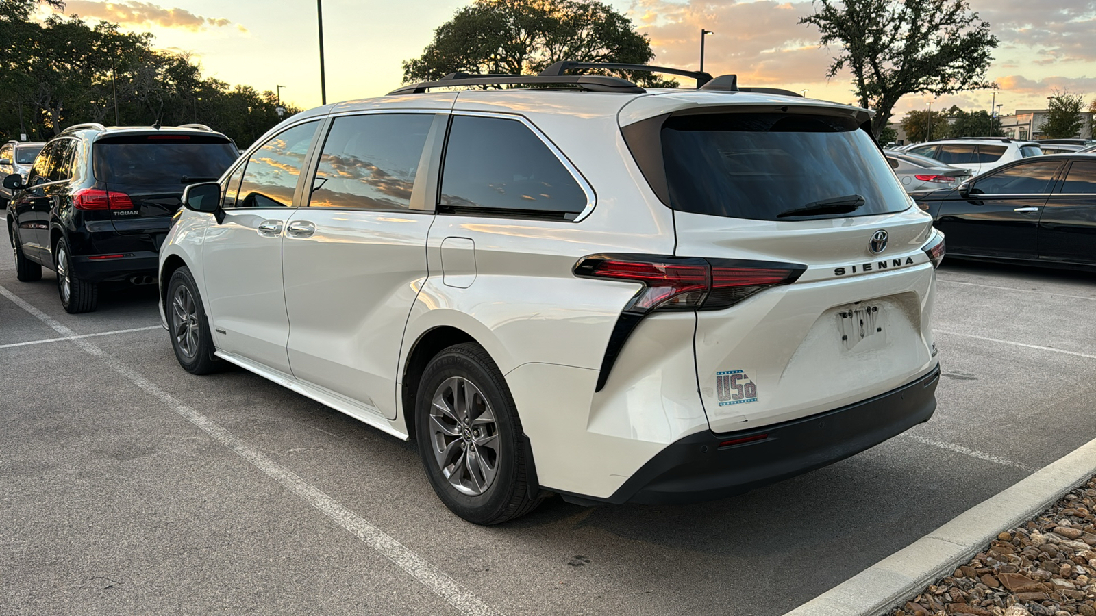 2021 Toyota Sienna XLE 4