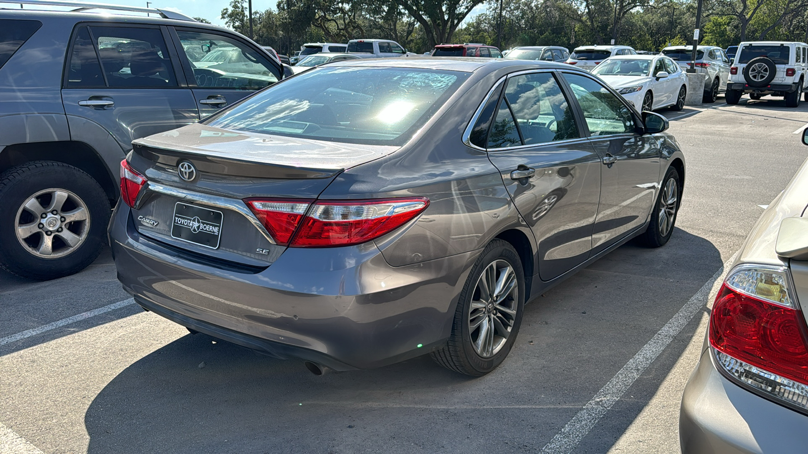 2017 Toyota Camry SE 6