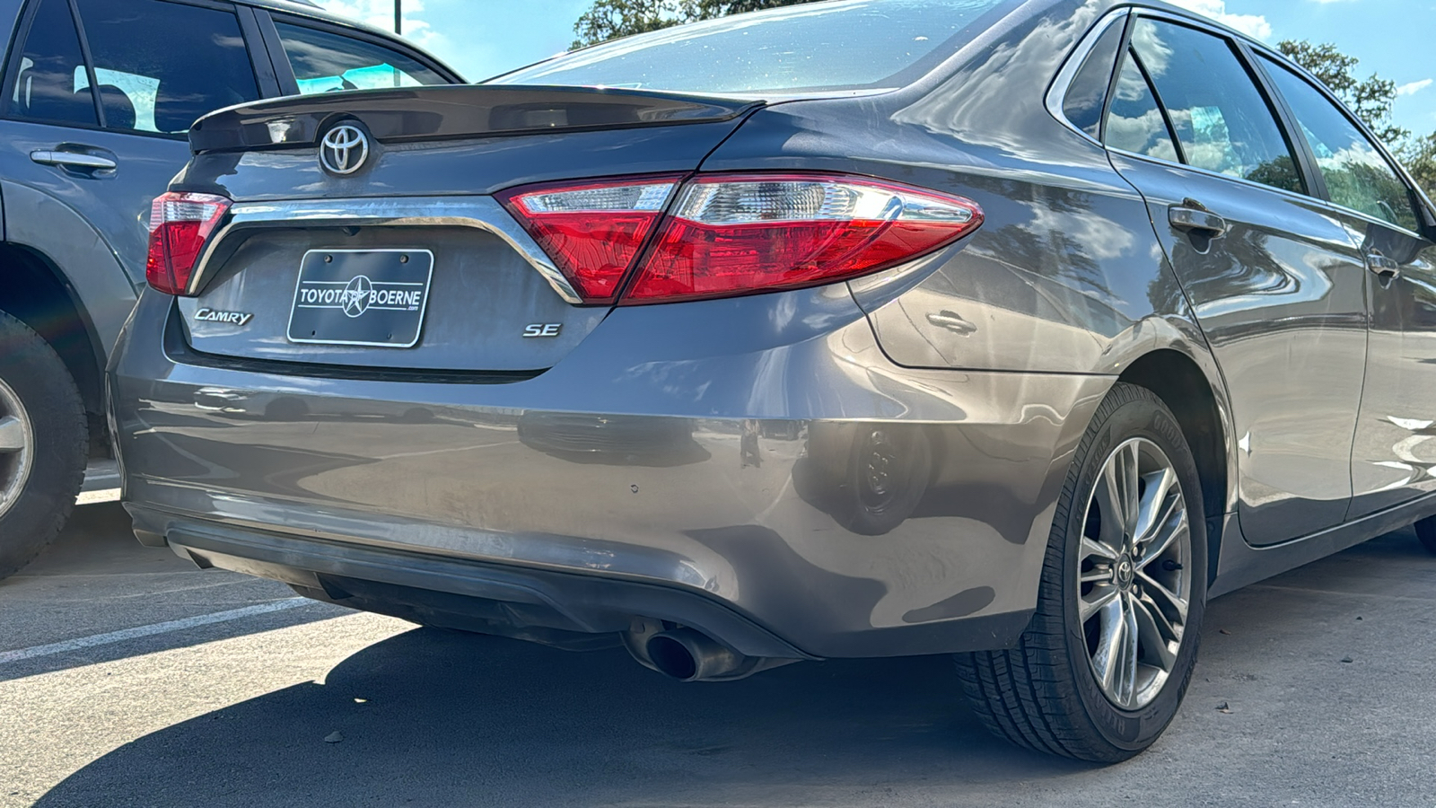 2017 Toyota Camry SE 8