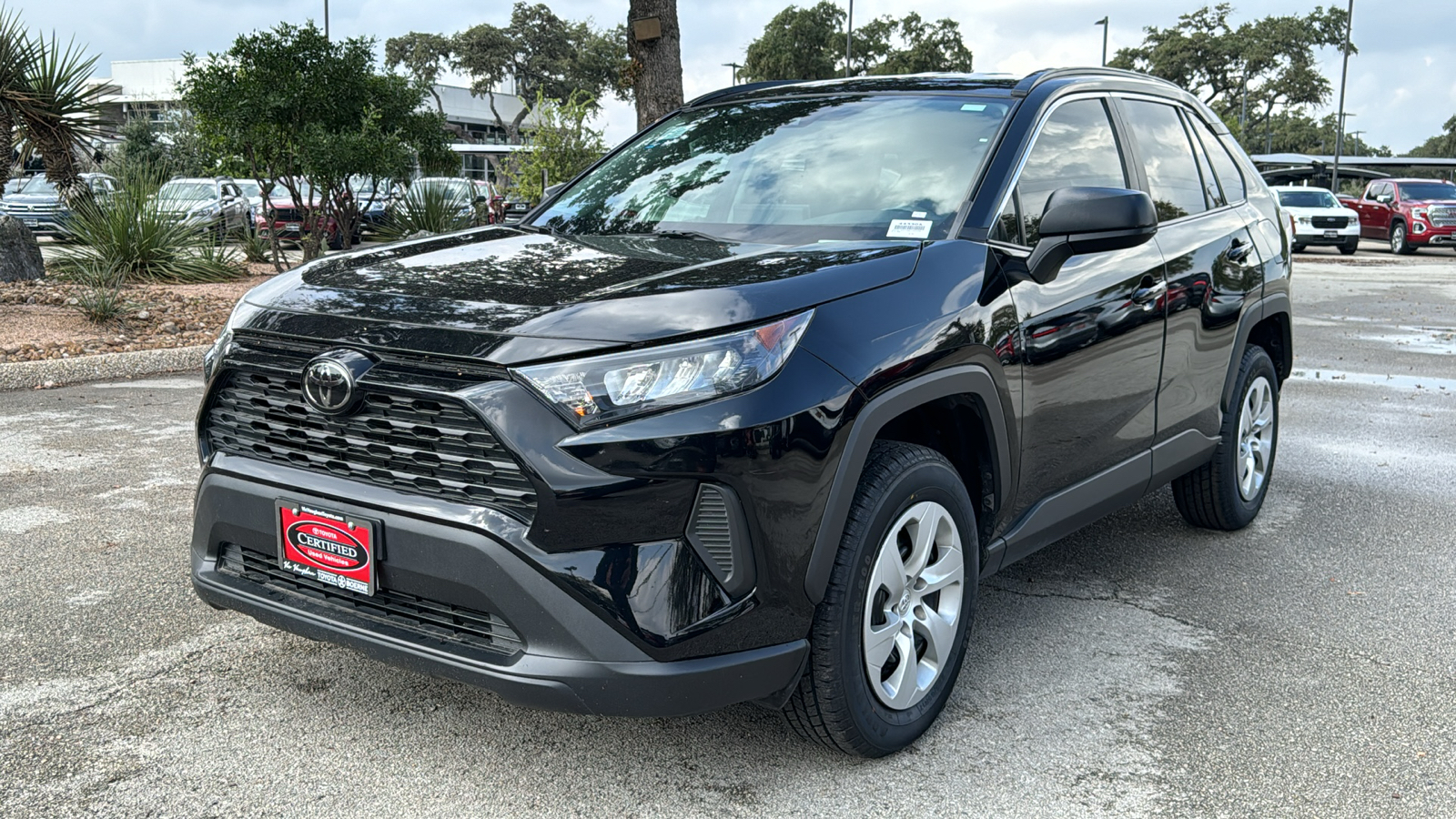 2021 Toyota RAV4 LE 3