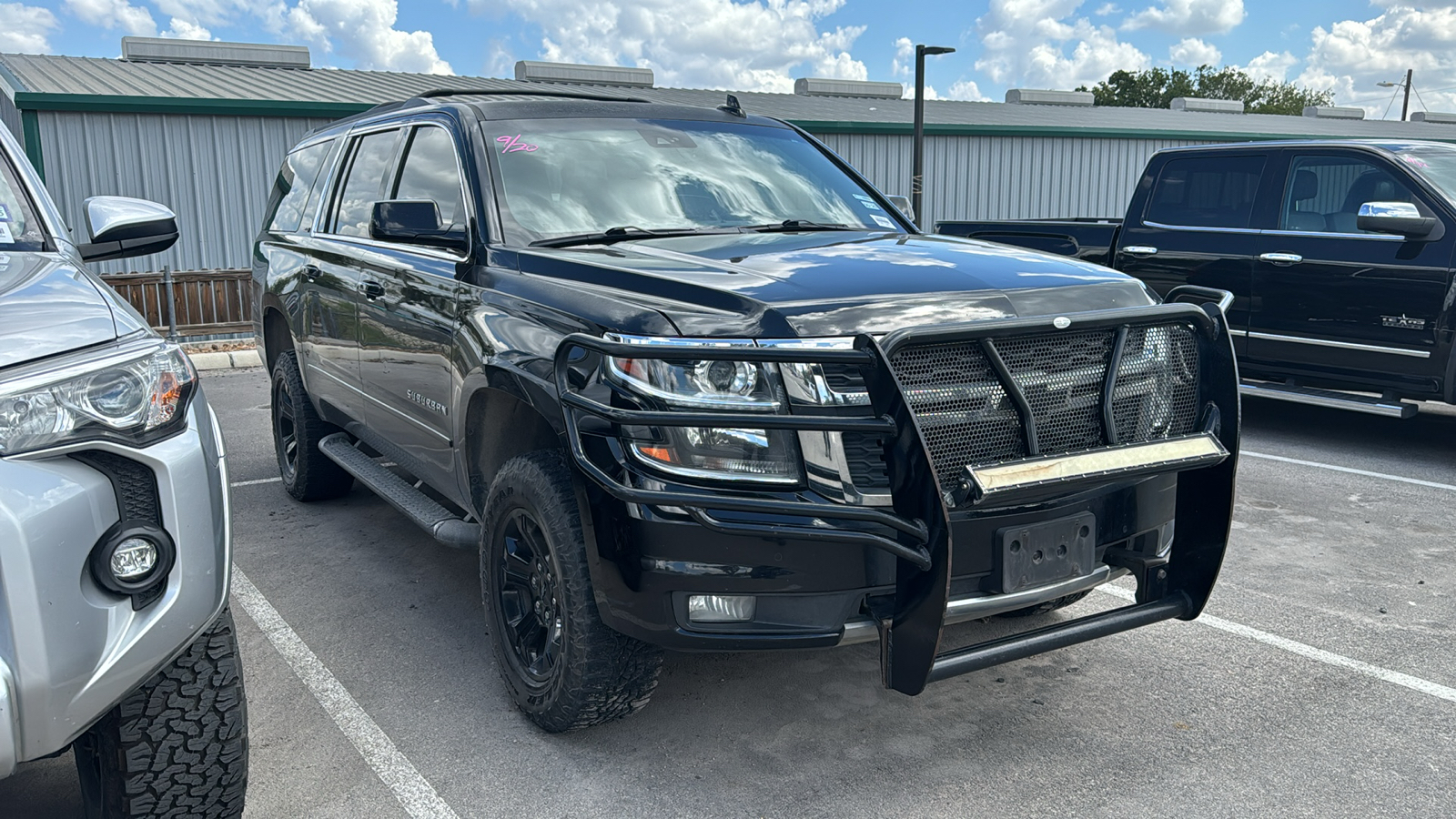 2018 Chevrolet Suburban LT 11