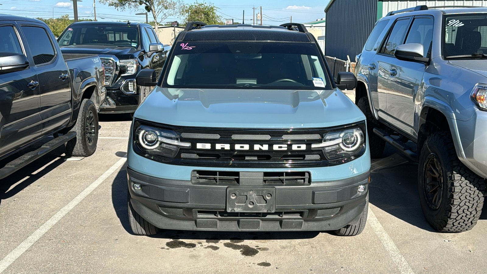 2021 Ford Bronco Sport Outer Banks 3