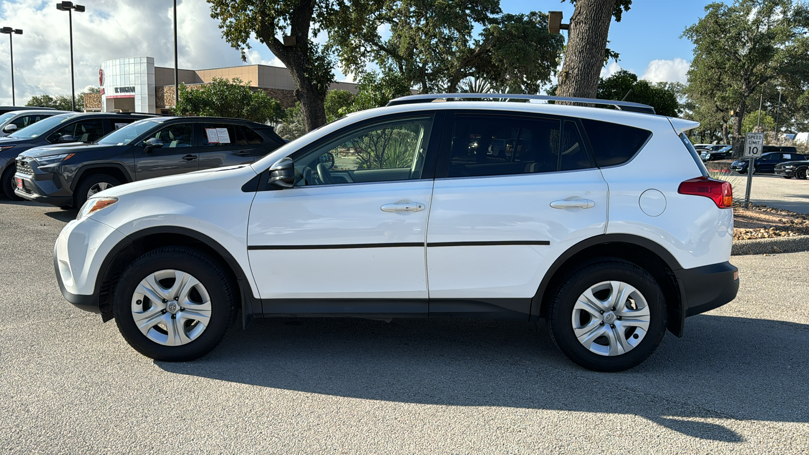 2013 Toyota RAV4 LE 4