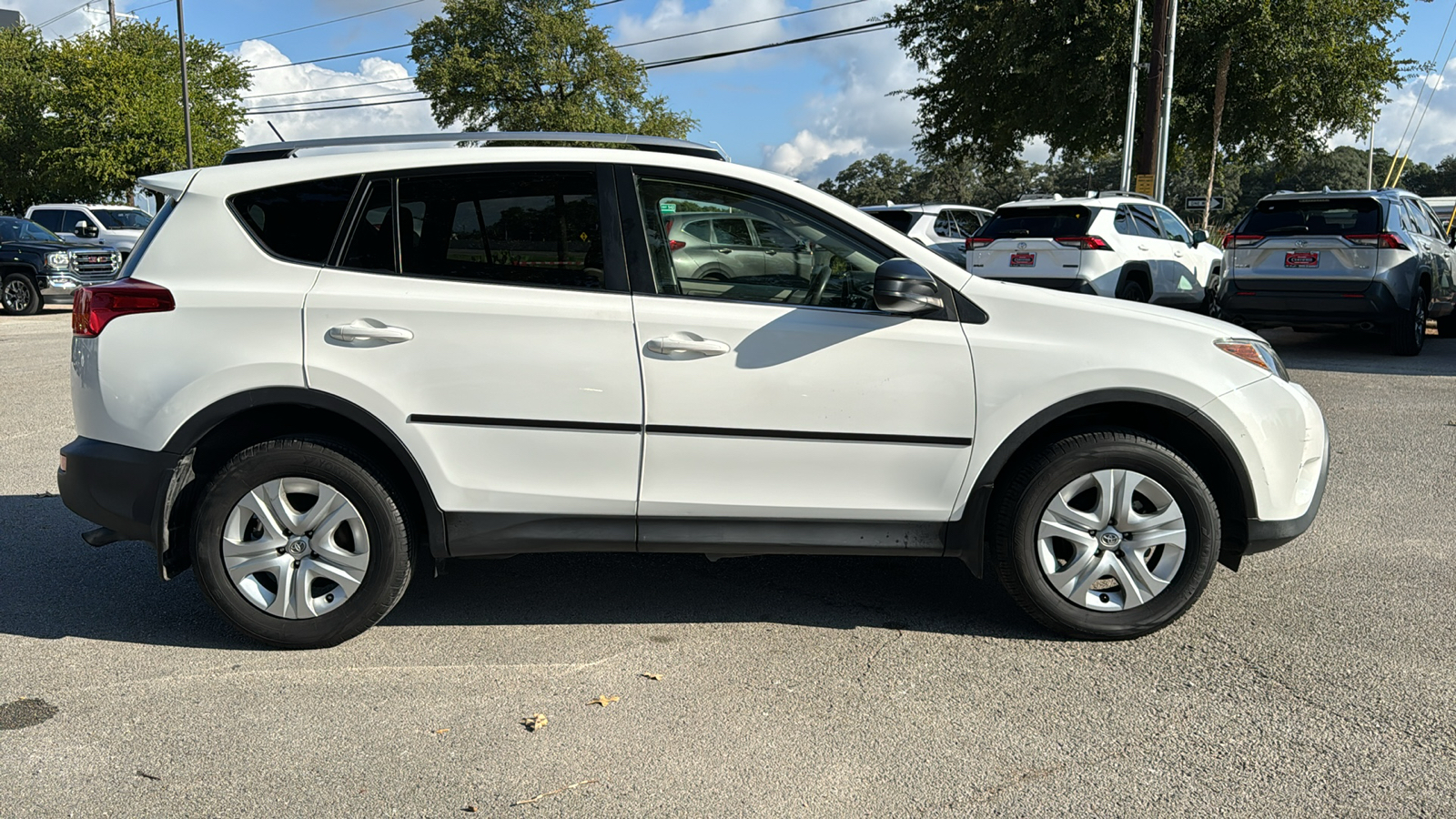 2013 Toyota RAV4 LE 8