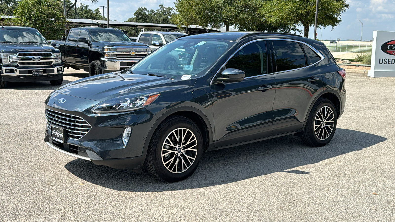 2022 Ford Escape Plug-In Hybrid Titanium 4