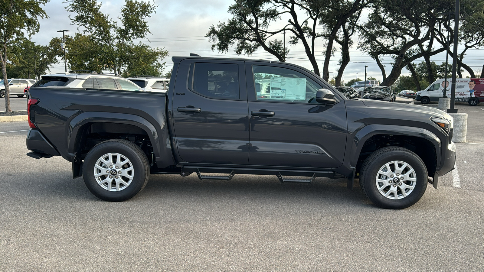 2024 Toyota Tacoma SR5 8