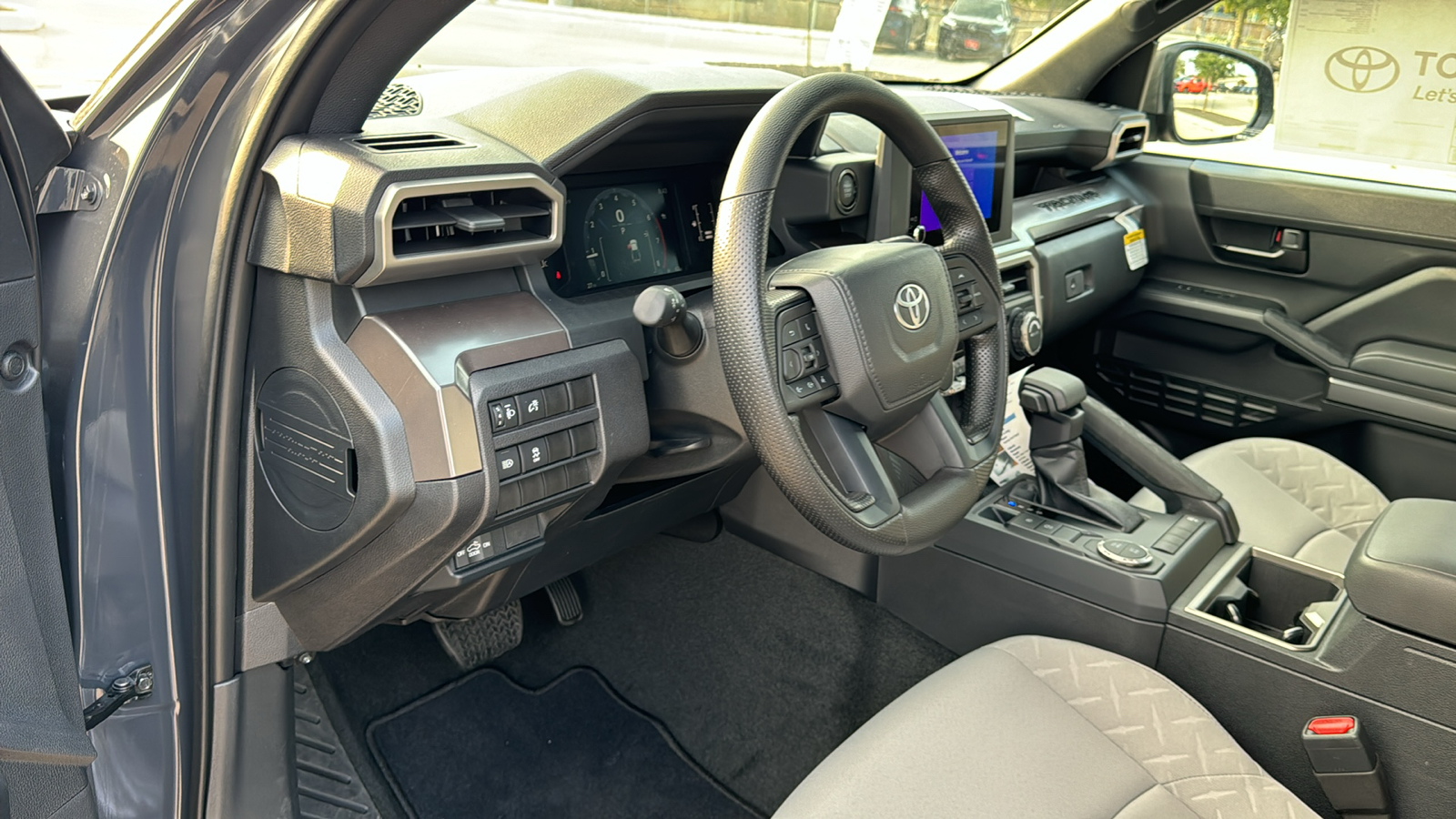 2024 Toyota Tacoma SR5 12