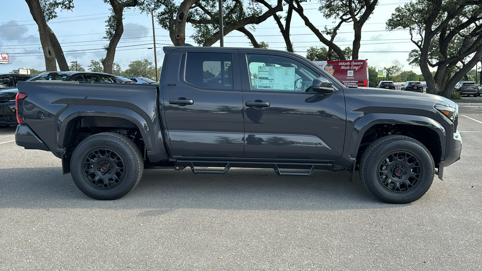 2024 Toyota Tacoma SR5 8