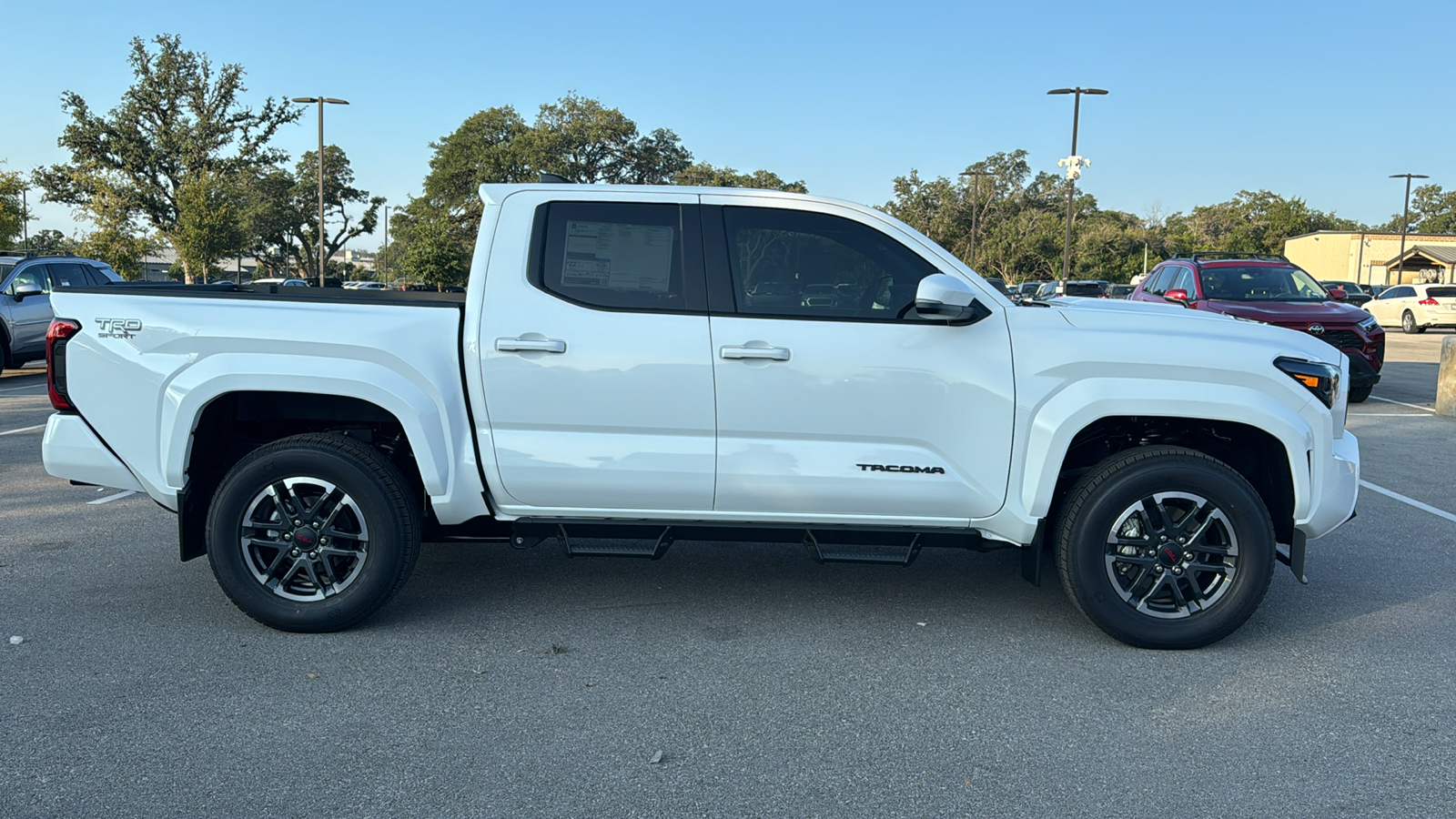 2024 Toyota Tacoma TRD Sport 9