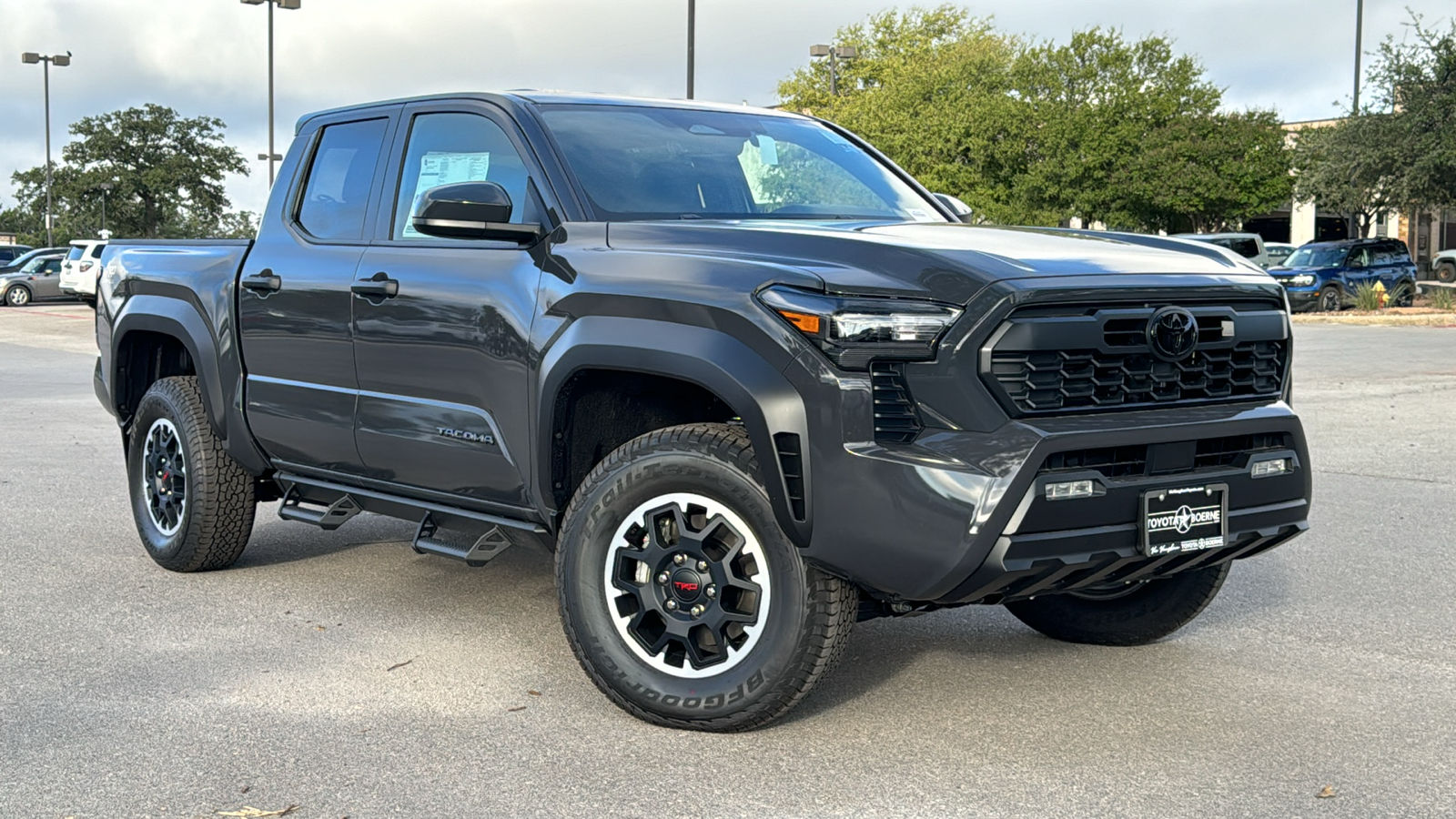 2024 Toyota Tacoma TRD Off-Road 2