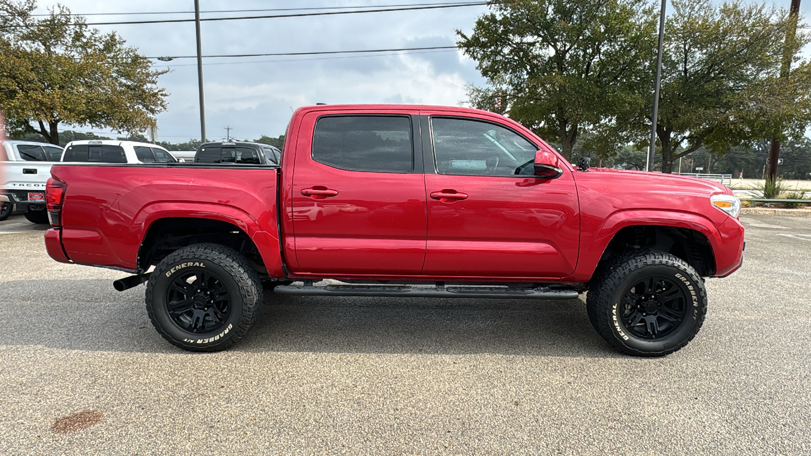 2019 Toyota Tacoma SR 8