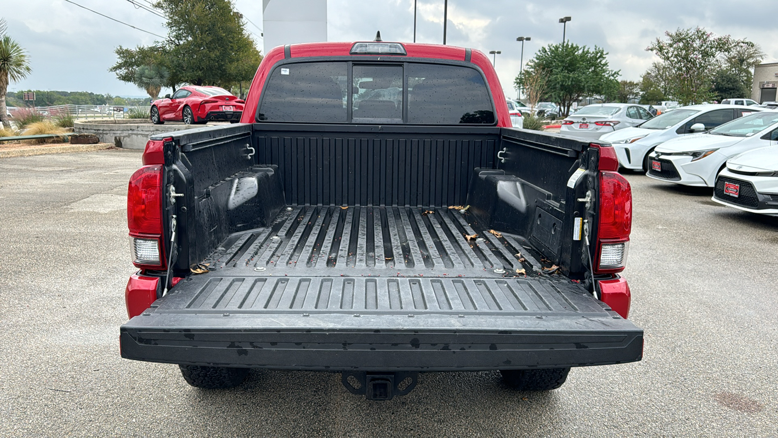 2019 Toyota Tacoma SR 18