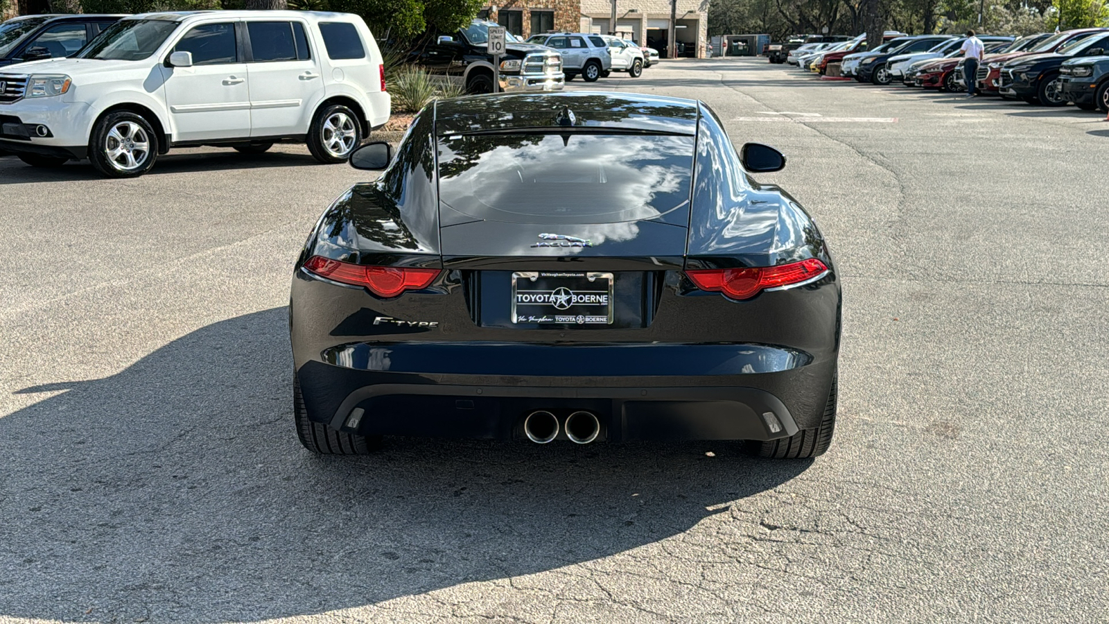 2017 Jaguar F-TYPE Premium 6