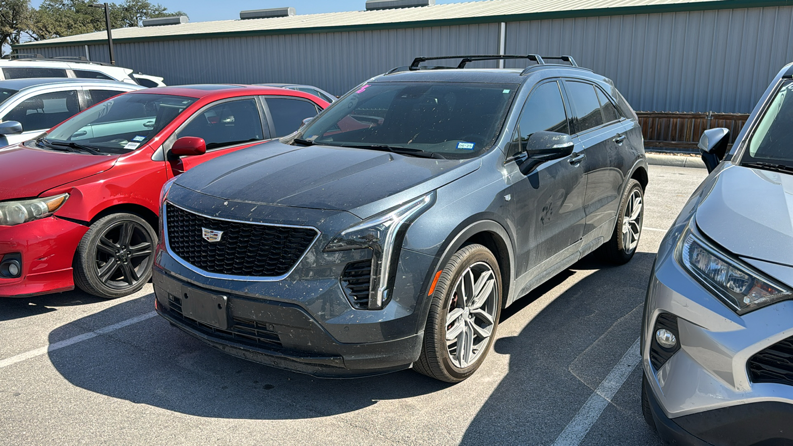 2021 Cadillac XT4 Sport 3