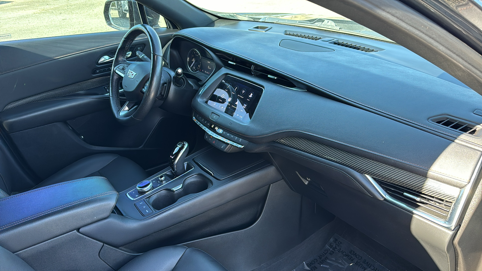 2021 Cadillac XT4 Sport 37