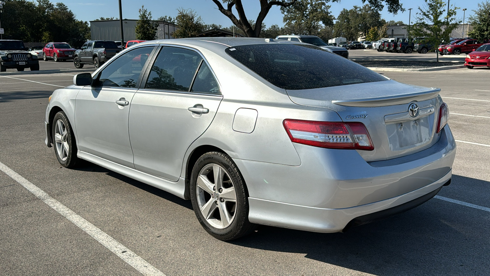 2010 Toyota Camry SE 4