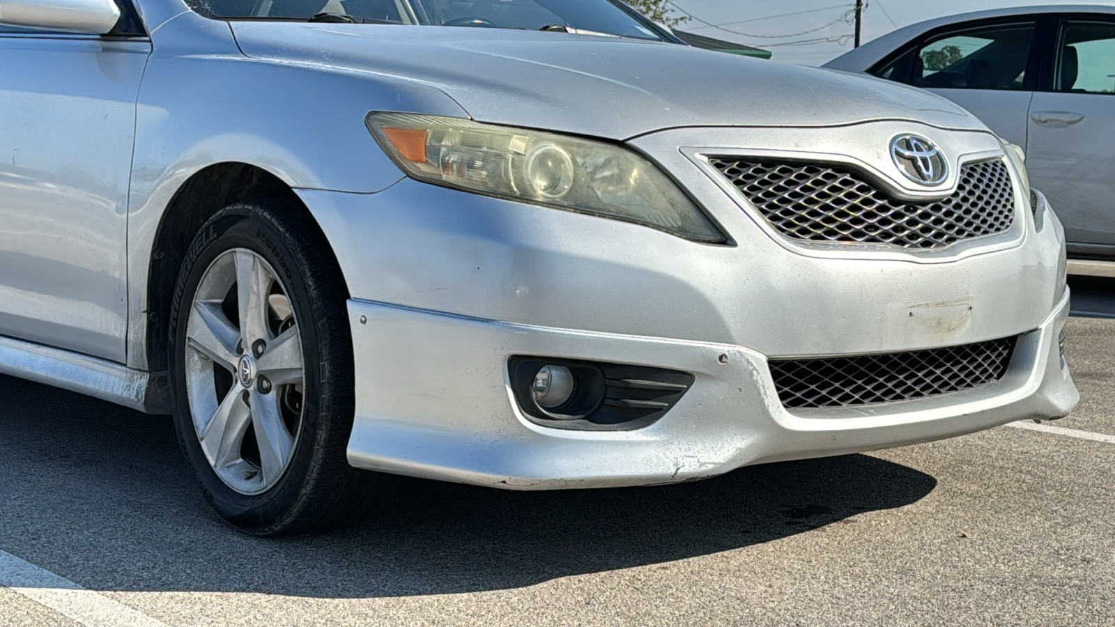 2010 Toyota Camry SE 9