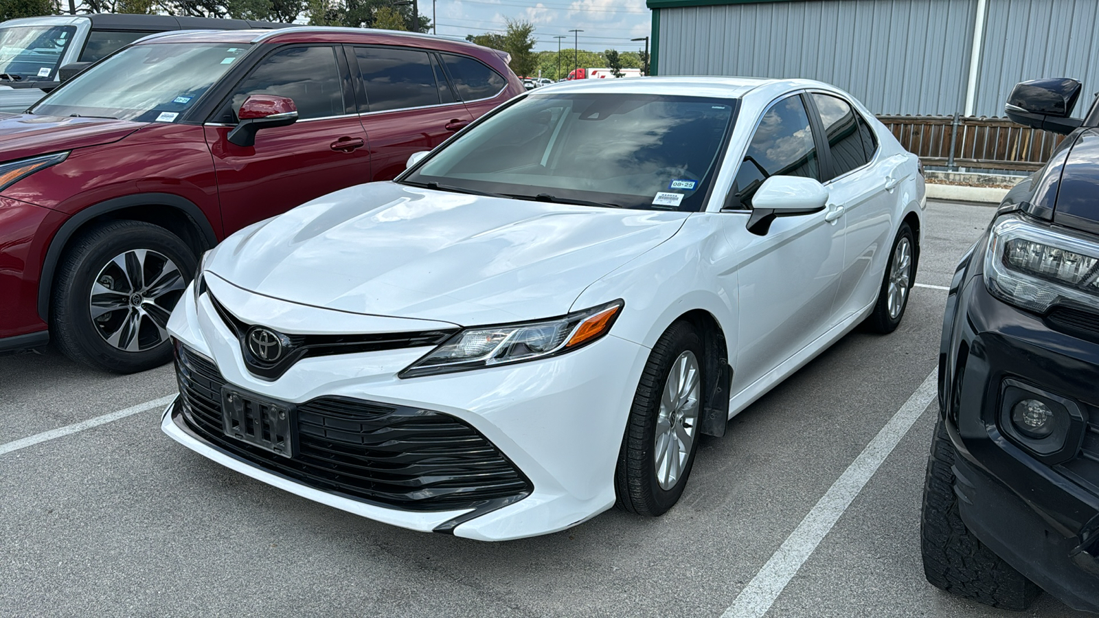 2020 Toyota Camry LE 4