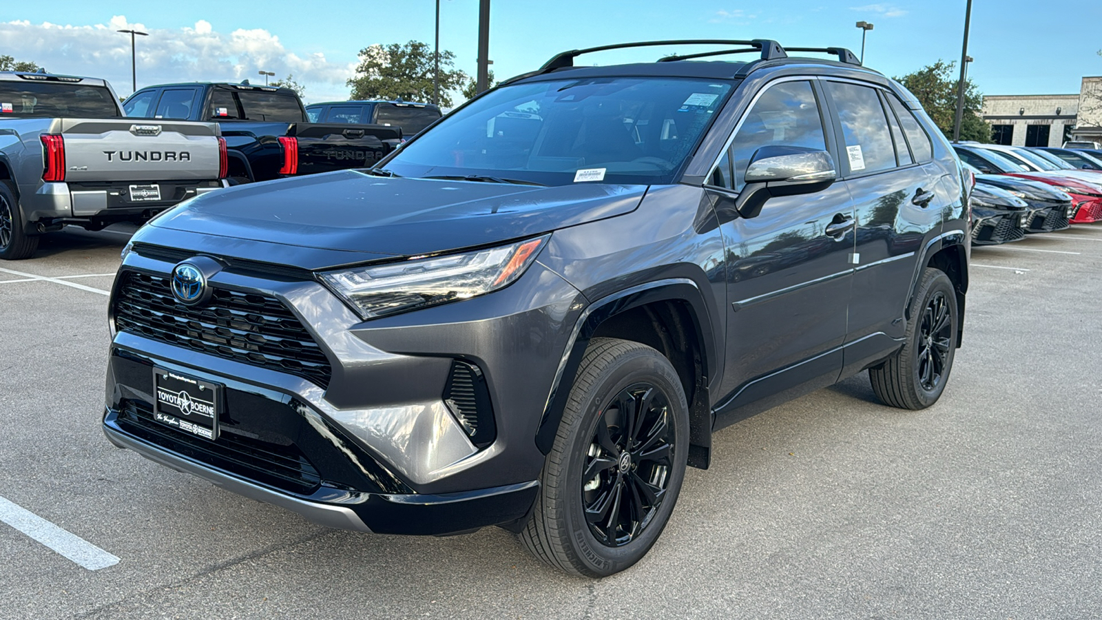 2024 Toyota RAV4 Hybrid SE 3