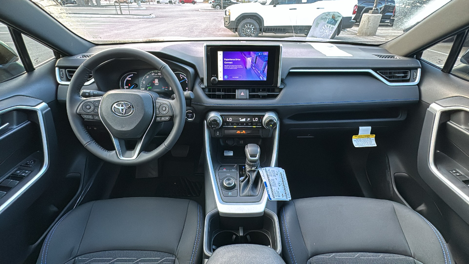 2024 Toyota RAV4 Hybrid SE 16