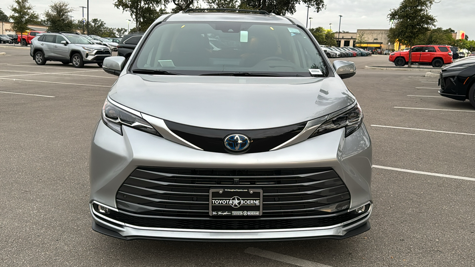 2024 Toyota Sienna Platinum 2