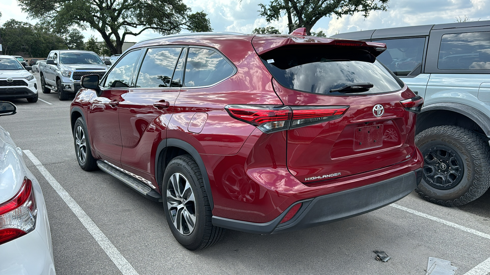 2022 Toyota Highlander XLE 5