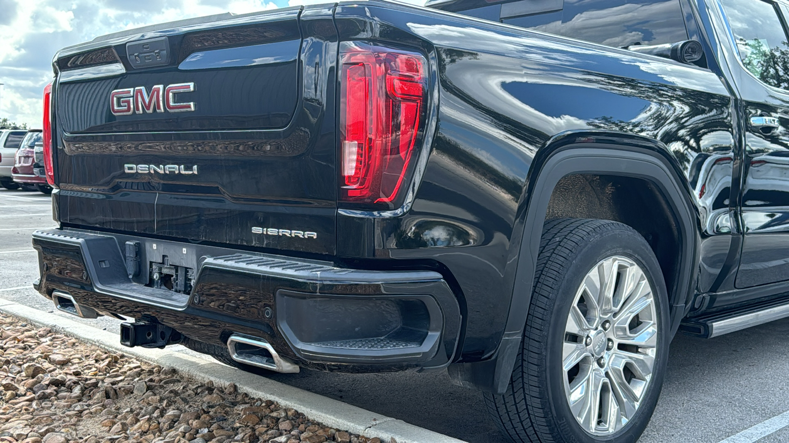 2020 GMC Sierra 1500 Denali 8