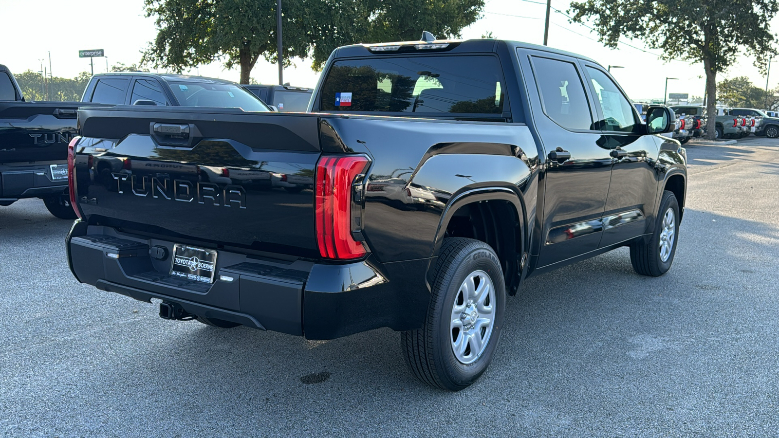 2024 Toyota Tundra SR 8