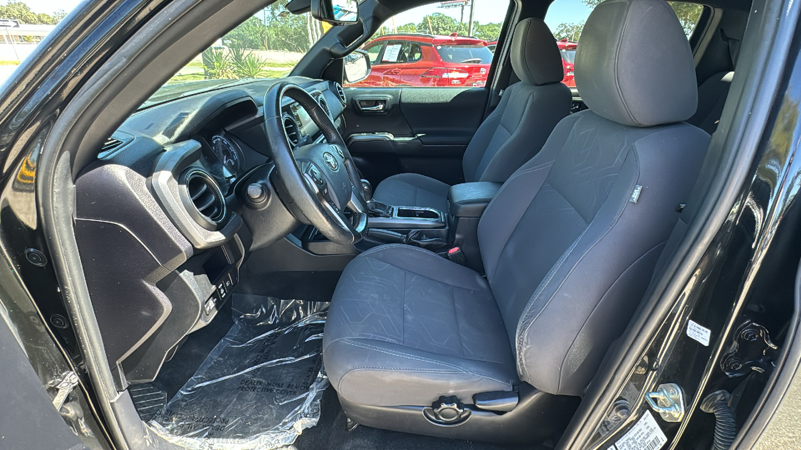 2019 Toyota Tacoma TRD Off-Road 13