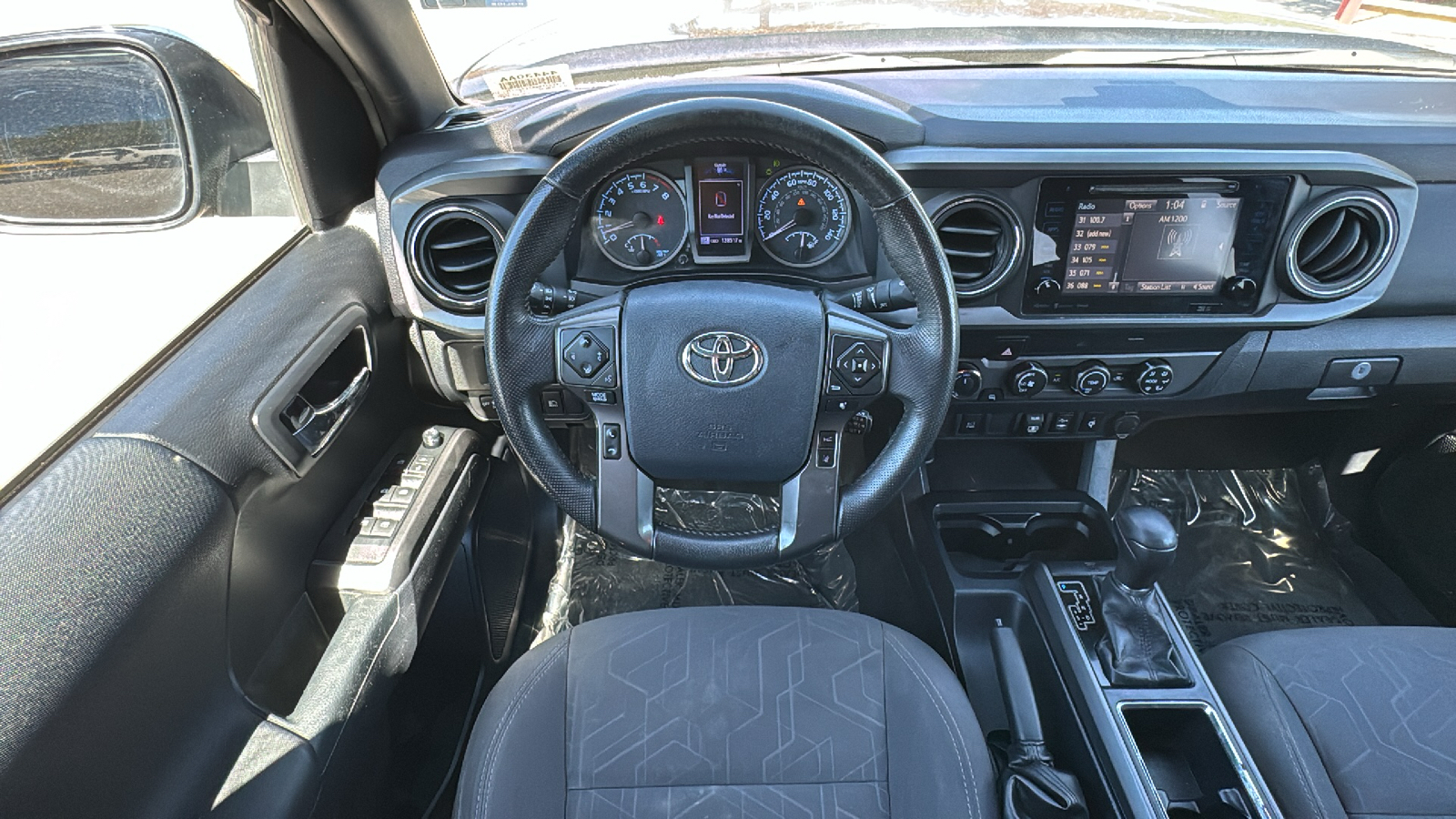 2019 Toyota Tacoma TRD Off-Road 19