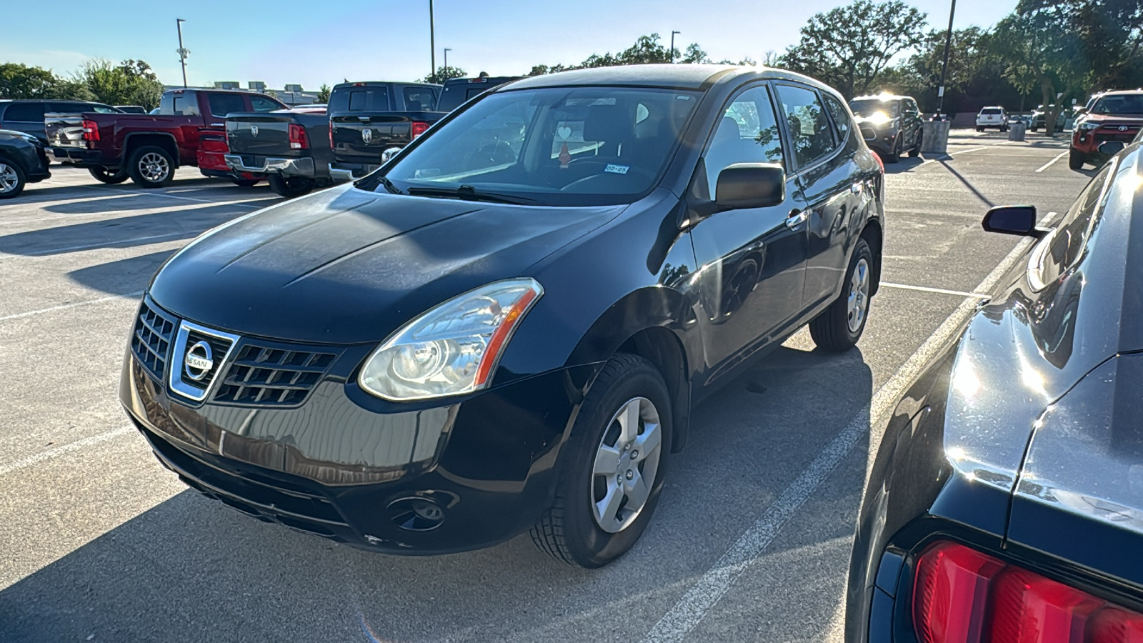 2010 Nissan Rogue S 4