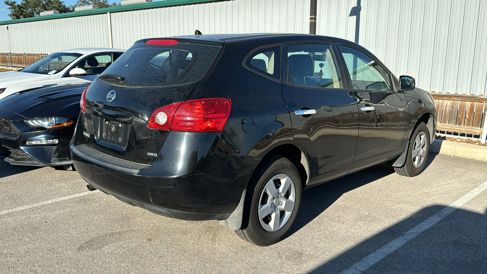 2010 Nissan Rogue S 6