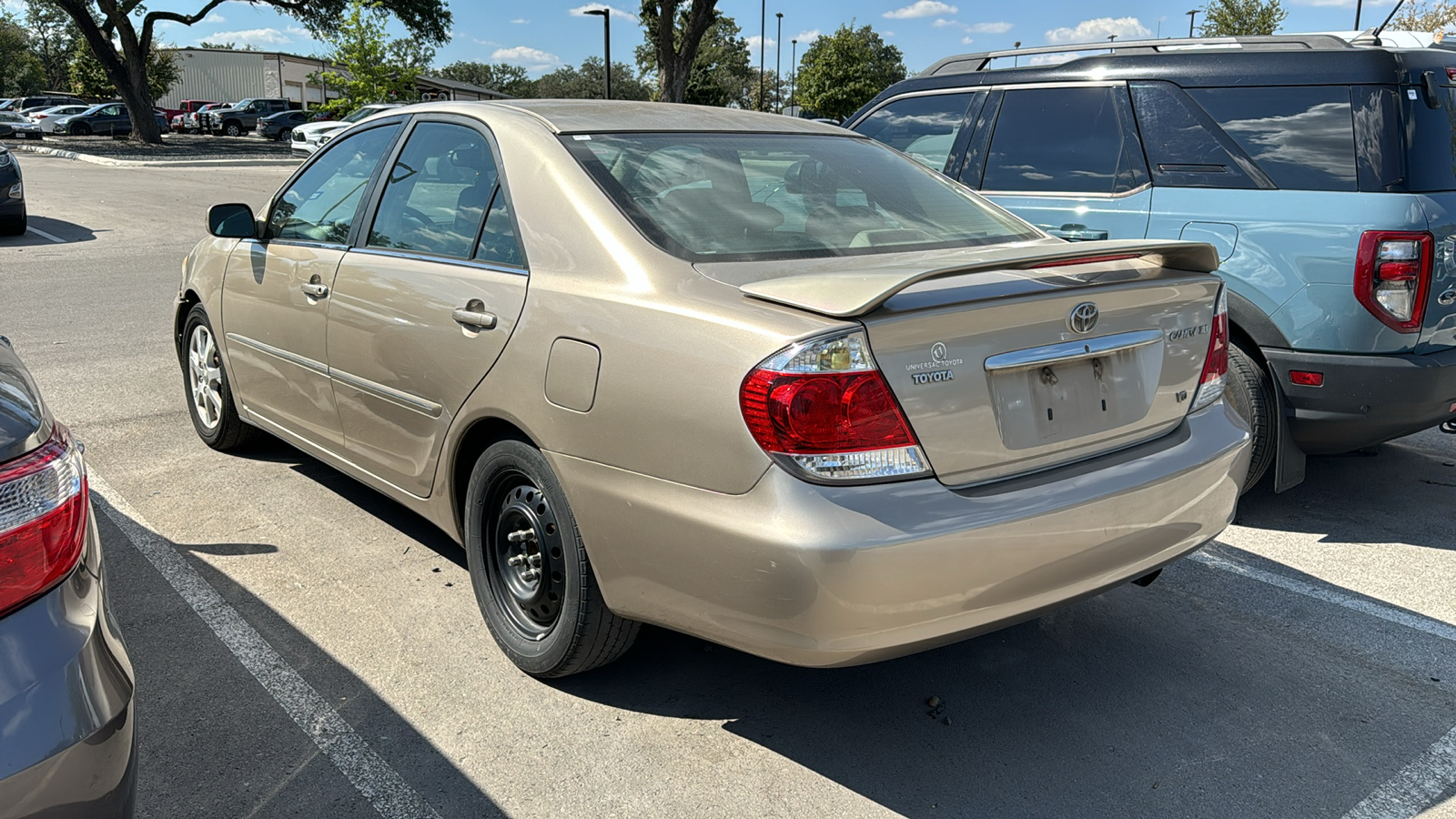 2005 Toyota Camry XLE 4