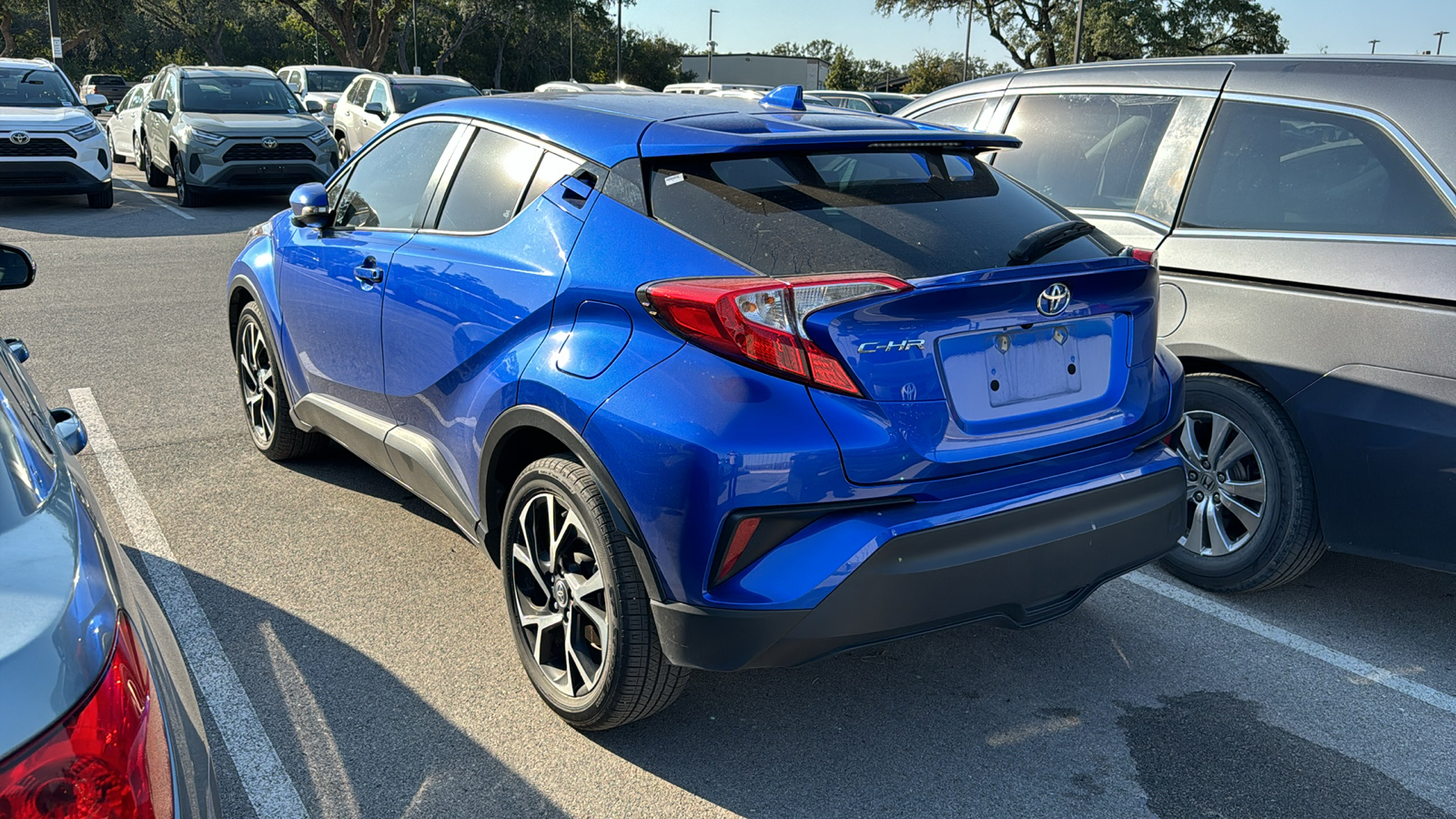 2021 Toyota C-HR XLE 5