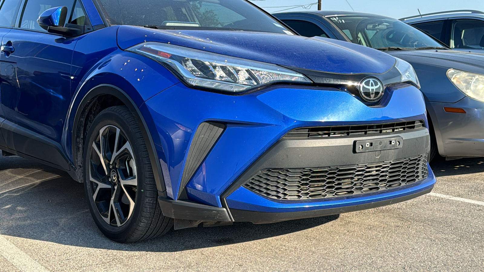 2021 Toyota C-HR XLE 10