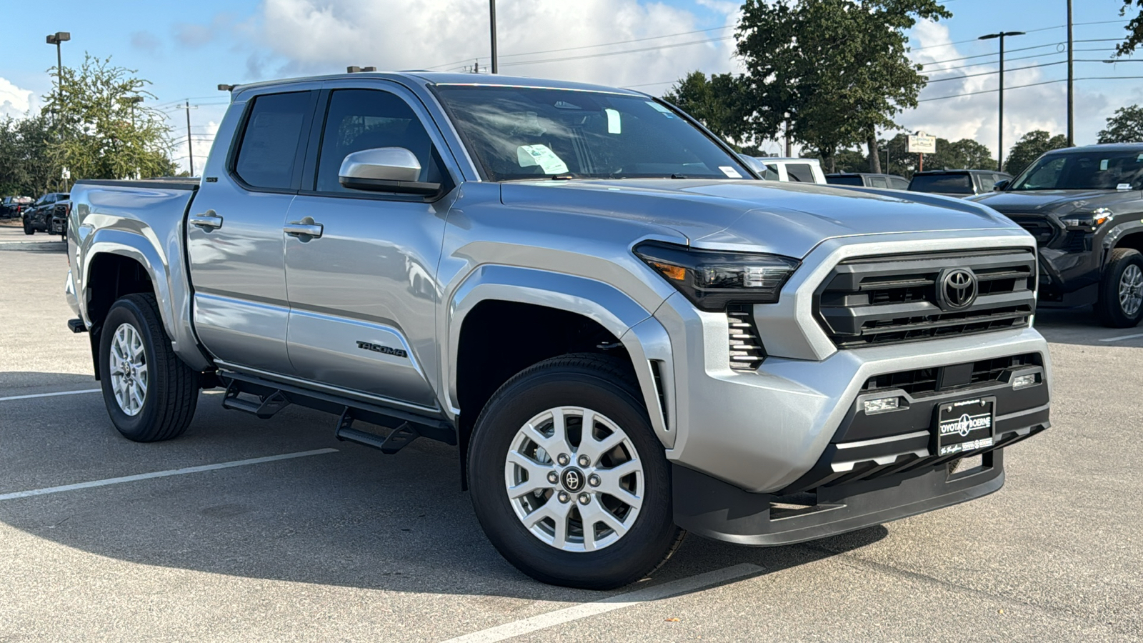 2024 Toyota Tacoma SR5 24