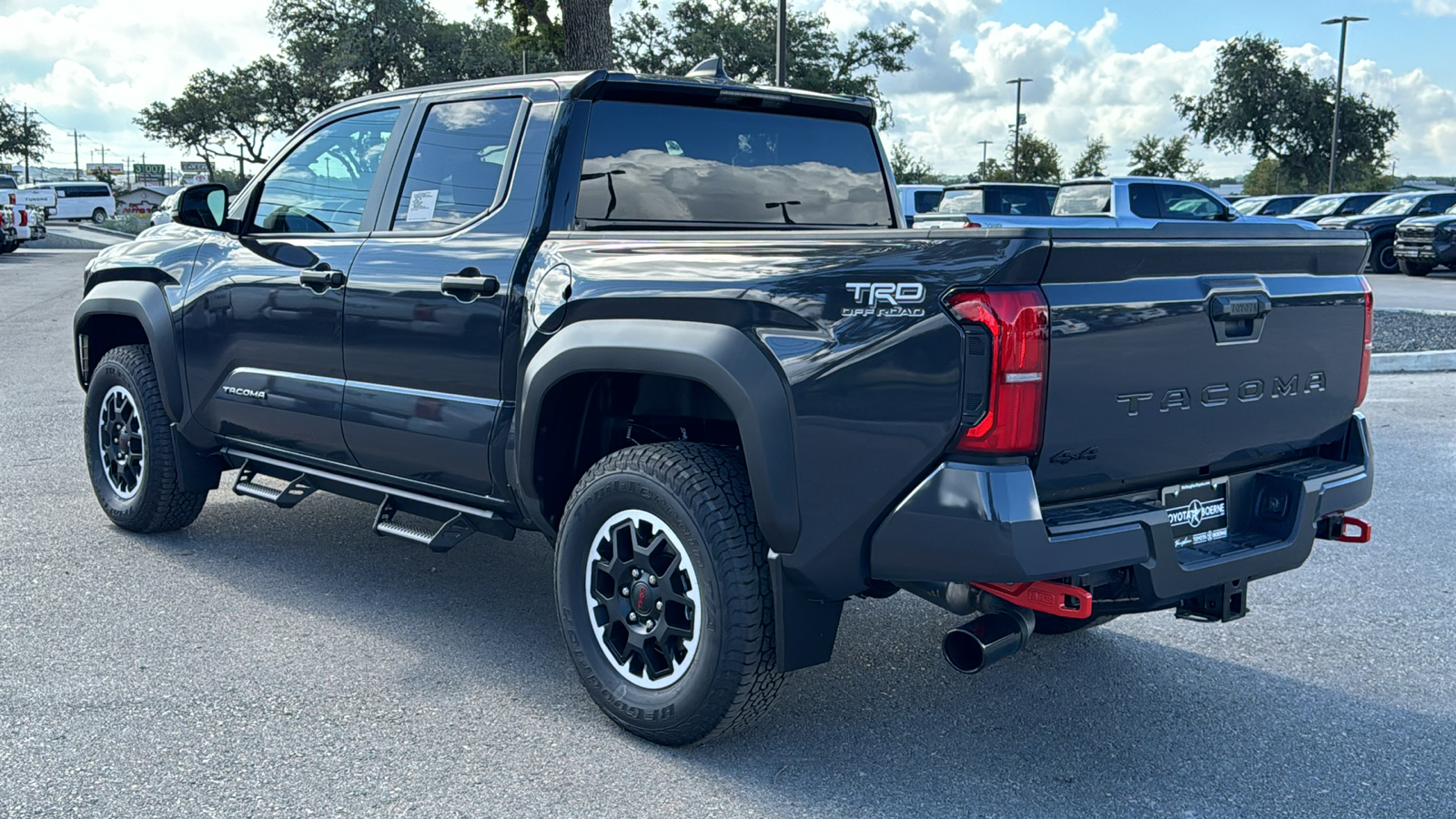 2024 Toyota Tacoma TRD Off-Road 6