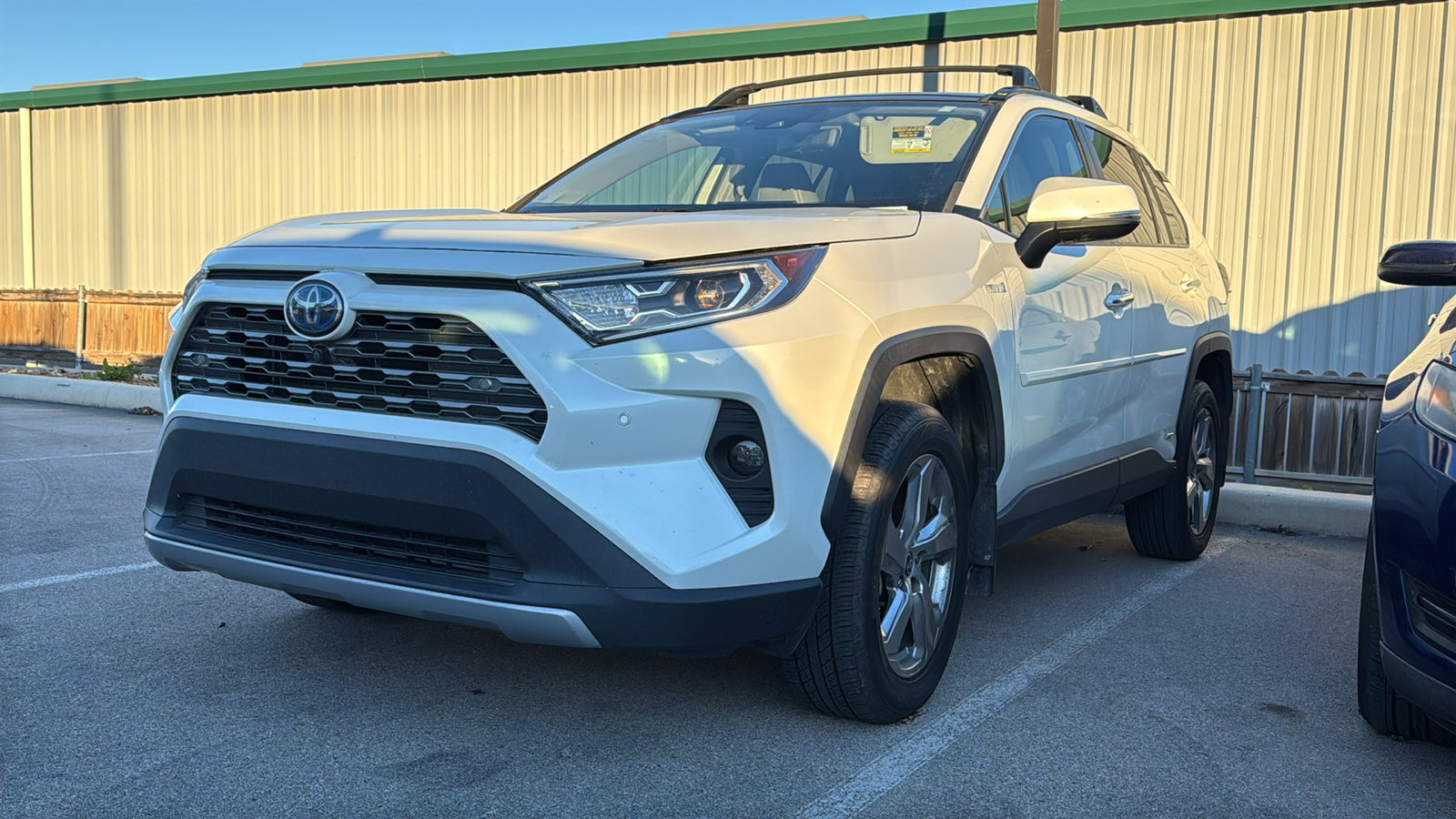 2021 Toyota RAV4 Hybrid Limited 3